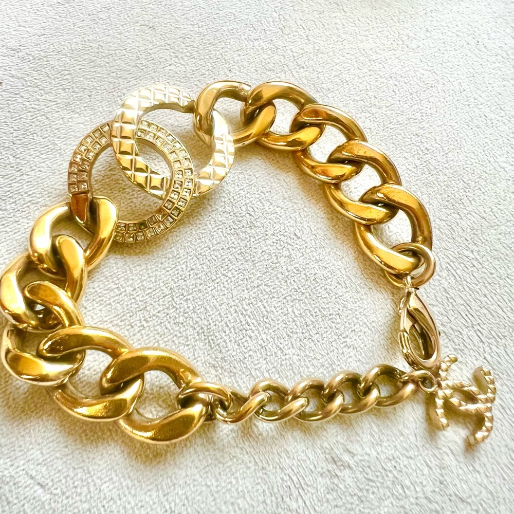 CHANEL Rhinestone CC Logo Chunky Chain Bracelet